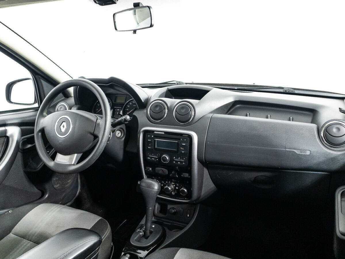 Renault Duster с пробегом — 2013 год. Фото: #8