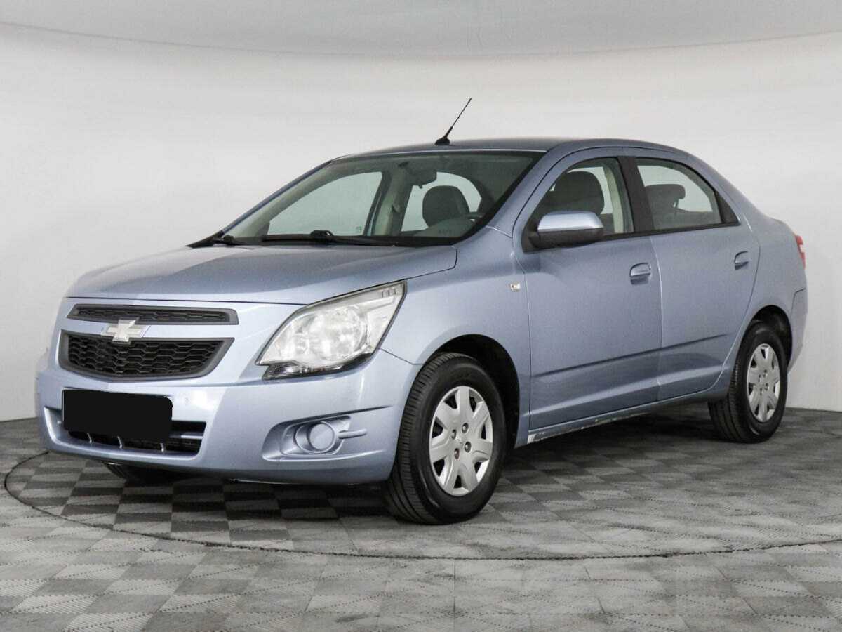 Chevrolet Cobalt с пробегом — 2013 год. Фото: #0