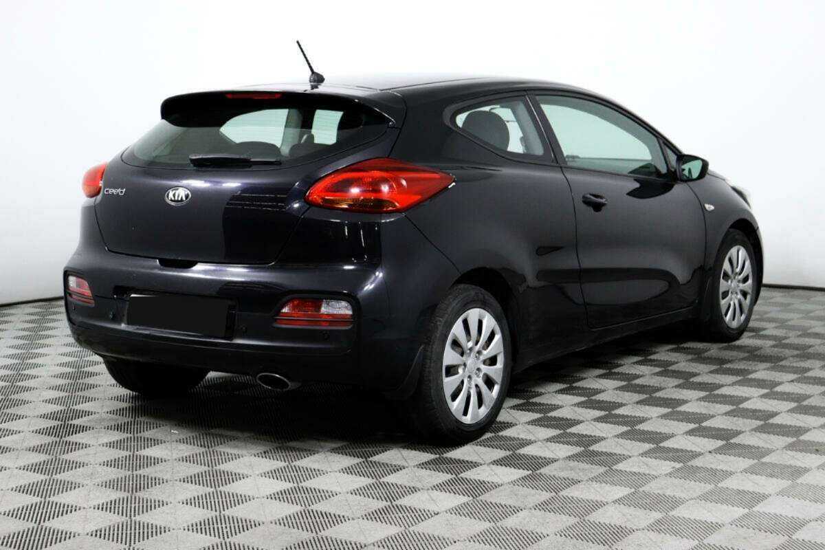 Kia Ceed с пробегом — 2014 год. Фото: #4