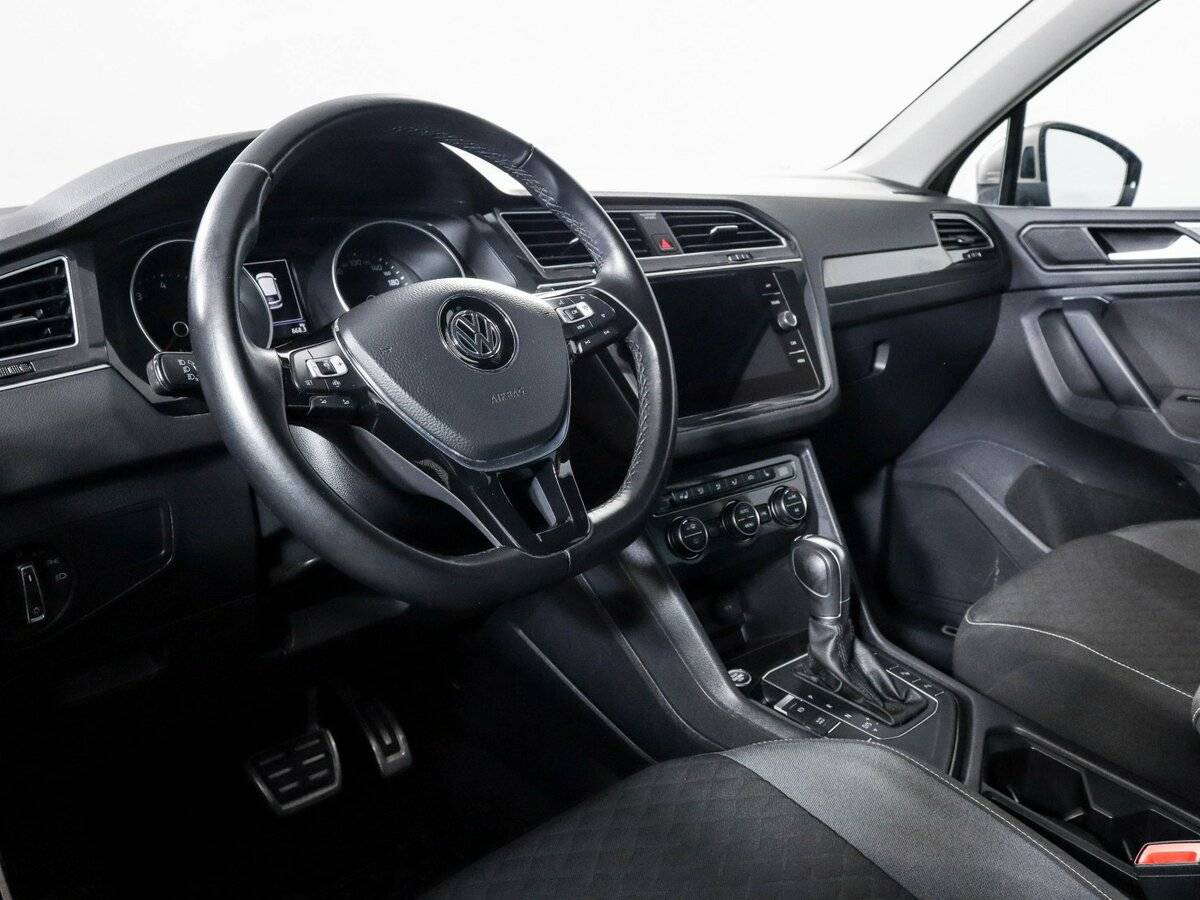 Volkswagen Tiguan с пробегом — 2018 год. Фото: #9