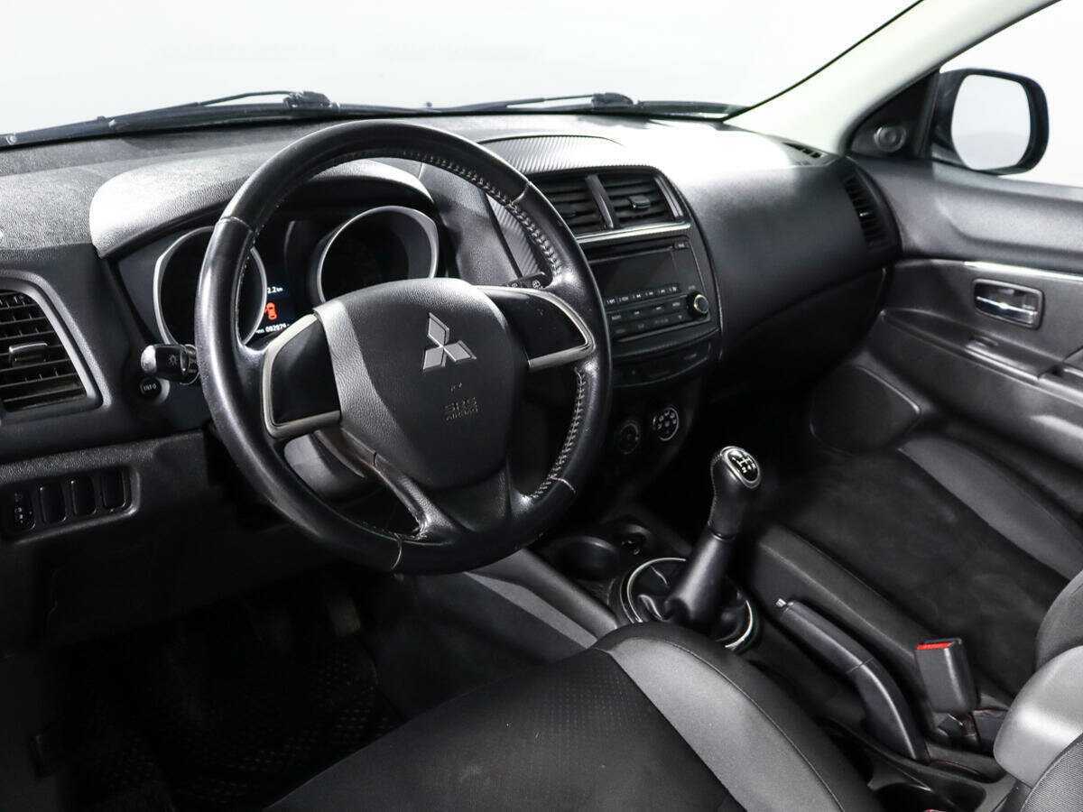 Mitsubishi ASX с пробегом — 2014 год. Фото: #10