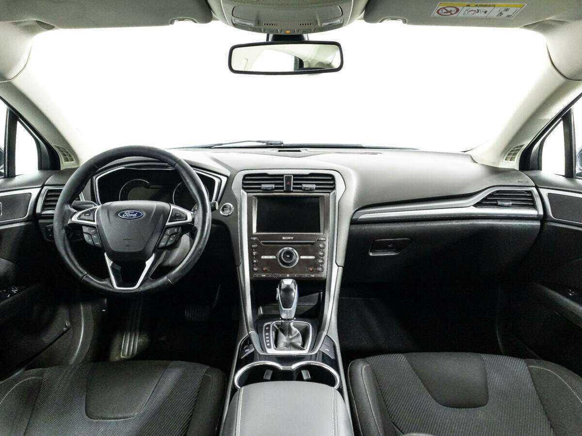 Ford Mondeo с пробегом — 2015 год. Фото: #12