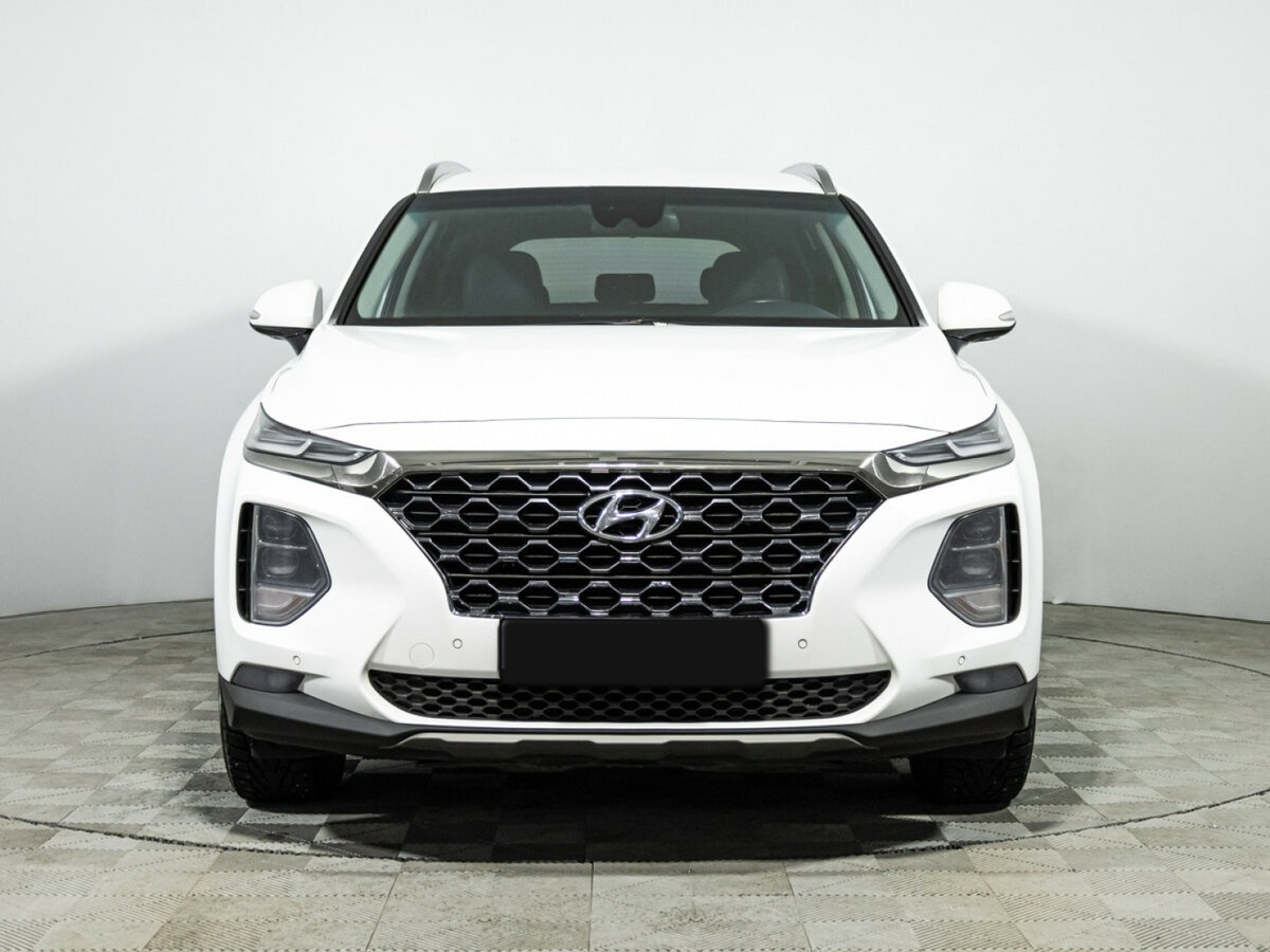 Hyundai Santa Fe с пробегом — 2020 год. Фото: #1