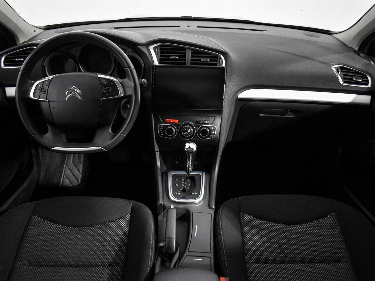 Citroen C4 с пробегом — 2015 год. Фото: #11