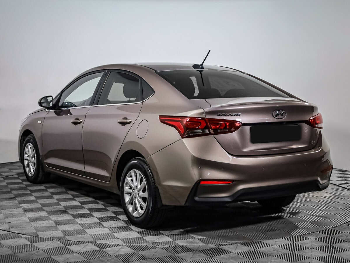 Hyundai Solaris с пробегом — 2019 год. Фото: #5