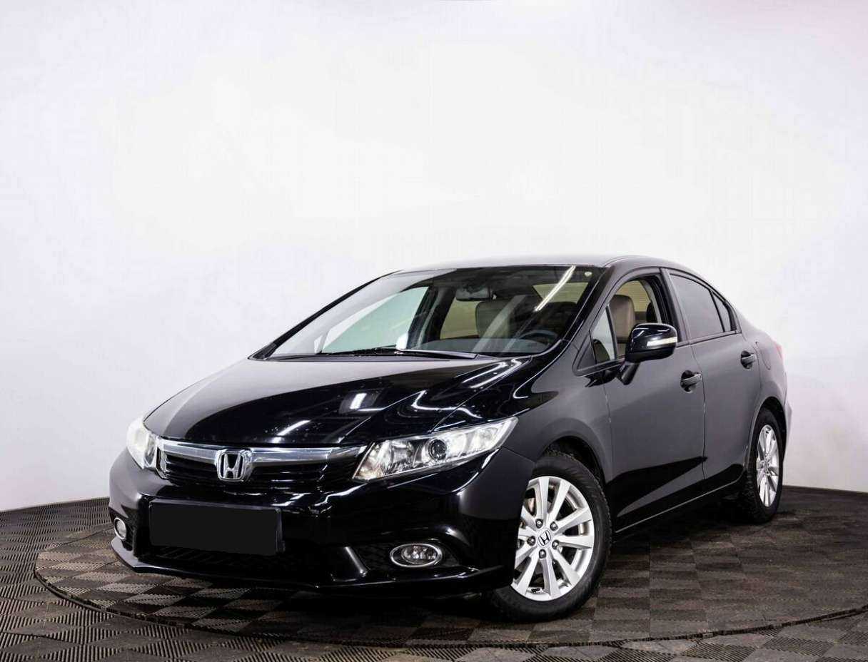Honda Civic с пробегом — 2012 год. Посмотреть фото