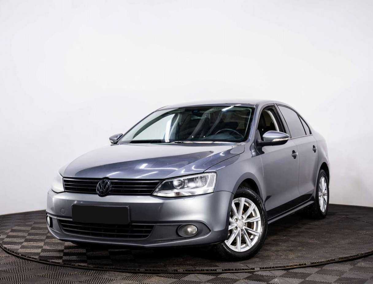 Volkswagen Jetta с пробегом — 2012 год. Фото: #0