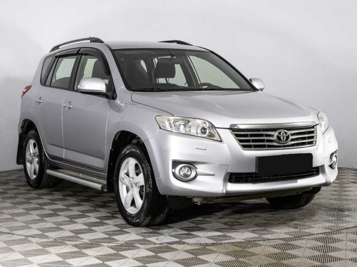 Toyota RAV4 с пробегом — 2012 год. Фото: #2
