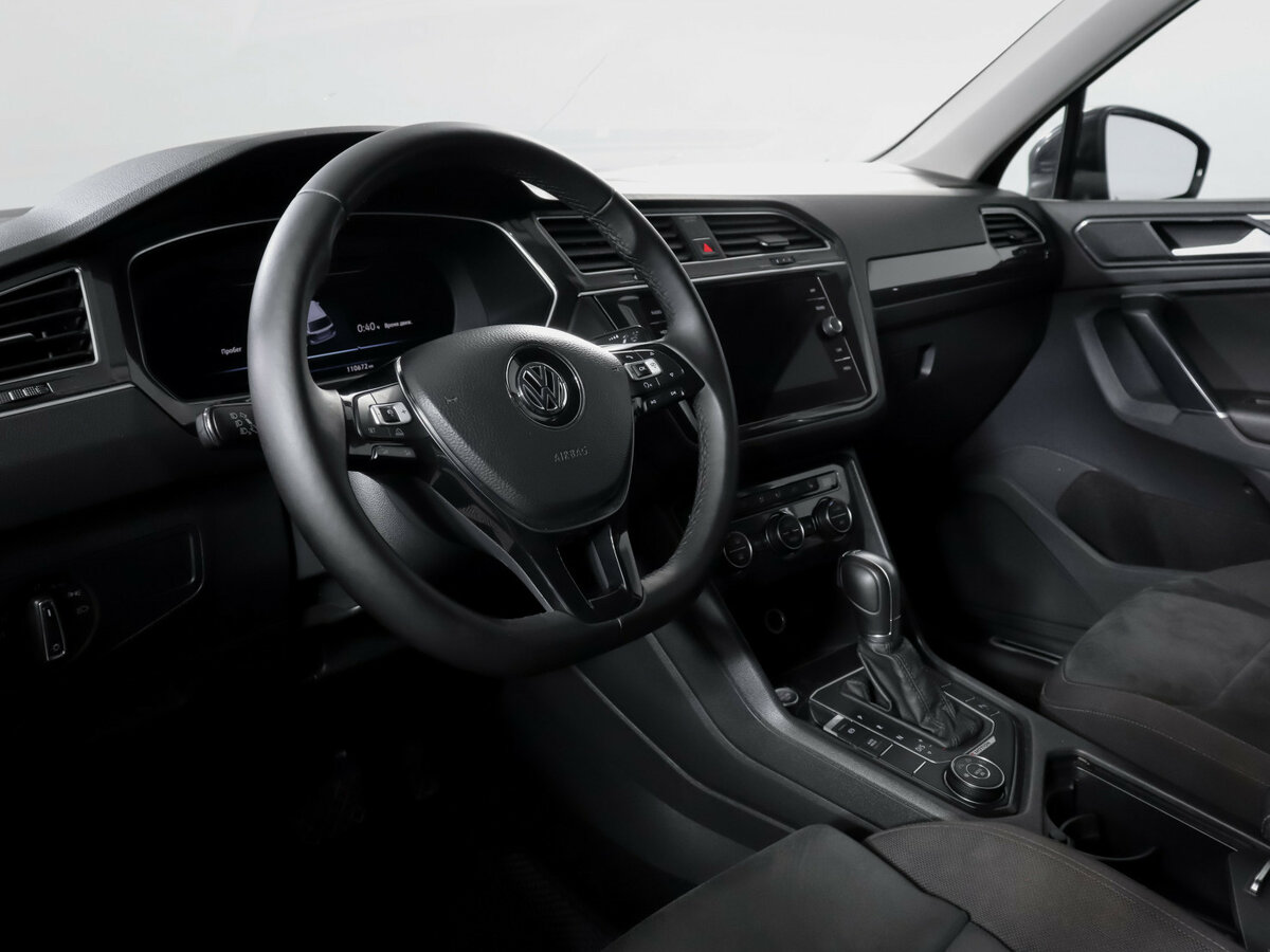 Volkswagen Tiguan с пробегом — 2018 год. Фото: #10