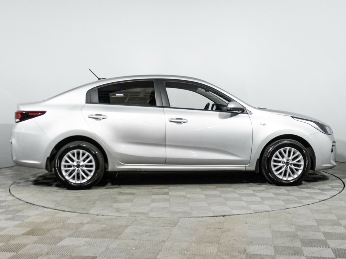Kia Rio с пробегом — 2019 год. Фото: #3