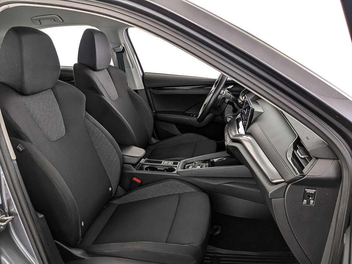 Skoda Octavia с пробегом — 2021 год. Фото: #21