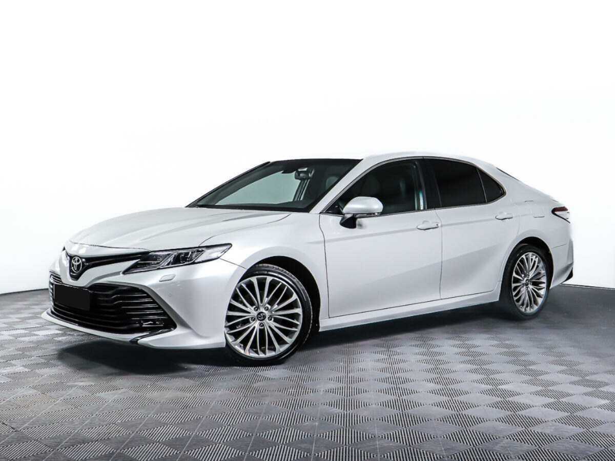 Toyota Camry с пробегом — 2020 год. Посмотреть фото