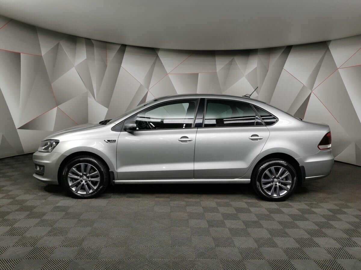 Volkswagen Polo с пробегом — 2020 год. Фото: #4