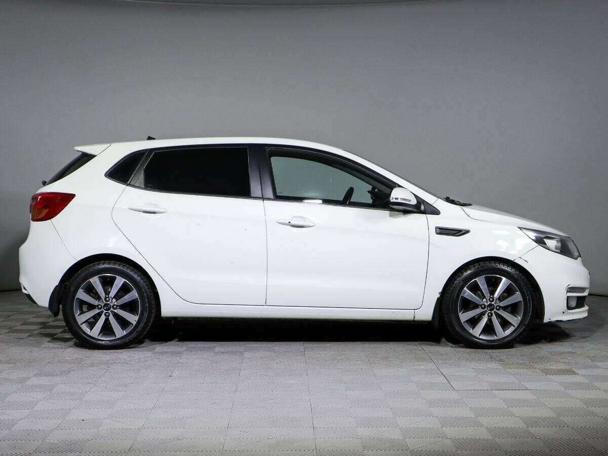 Kia Rio с пробегом — 2016 год. Фото: #2