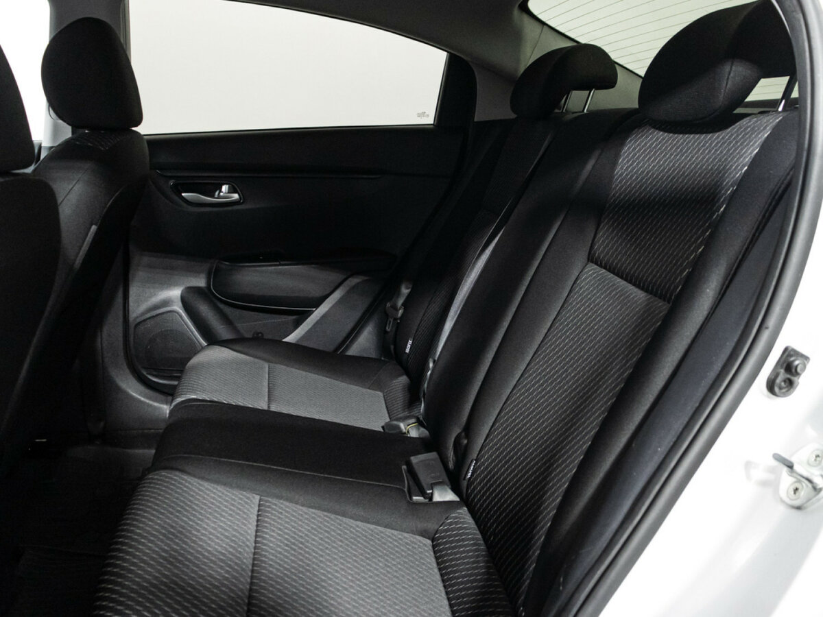 Kia Rio с пробегом — 2019 год. Фото: #9