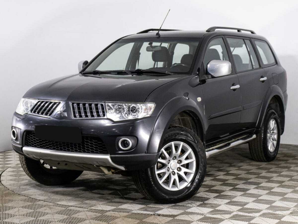 Mitsubishi Pajero Sport с пробегом — 2012 год. Посмотреть фото