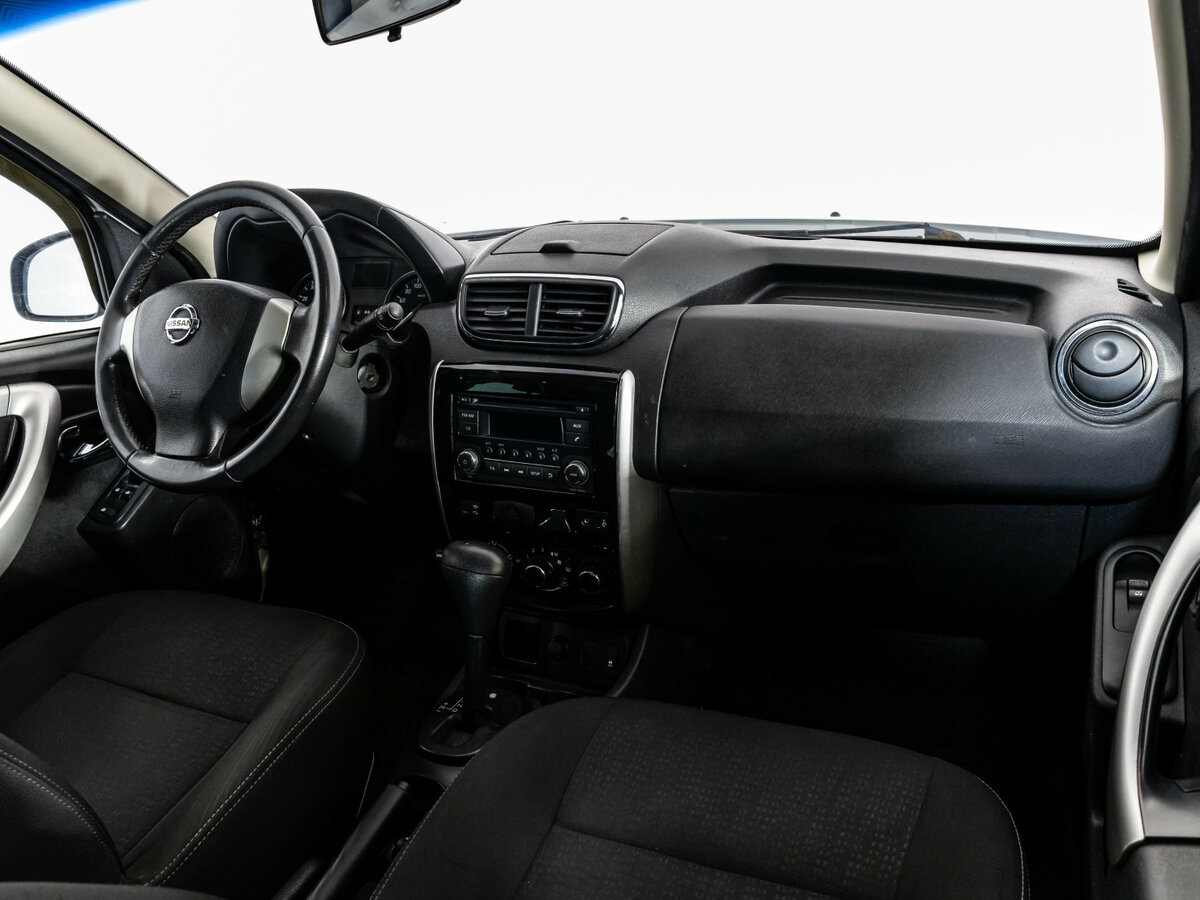 Nissan Terrano с пробегом — 2014 год. Фото: #6