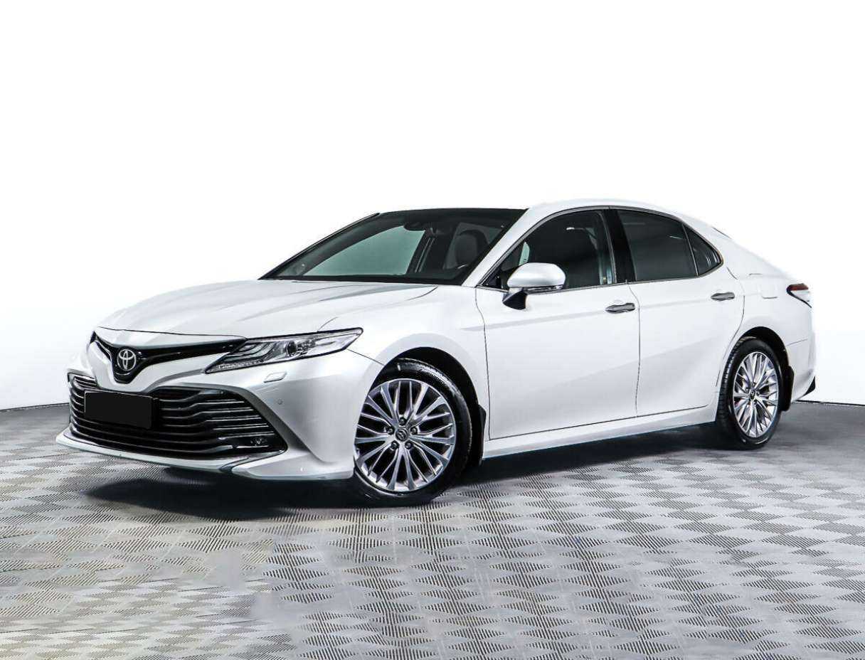 Toyota Camry с пробегом — 2020 год. Фото: #0