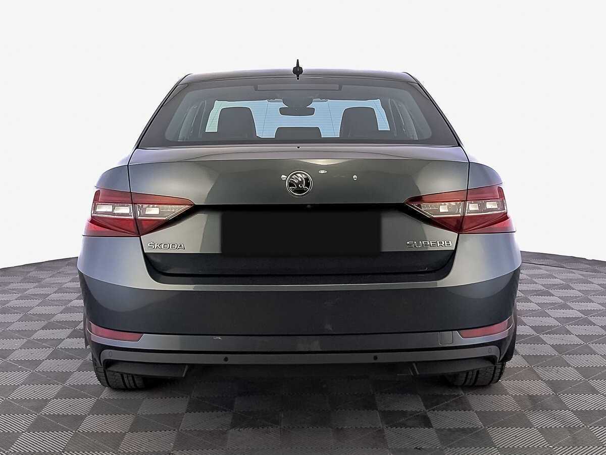 Skoda Superb с пробегом — 2018 год. Фото: #5