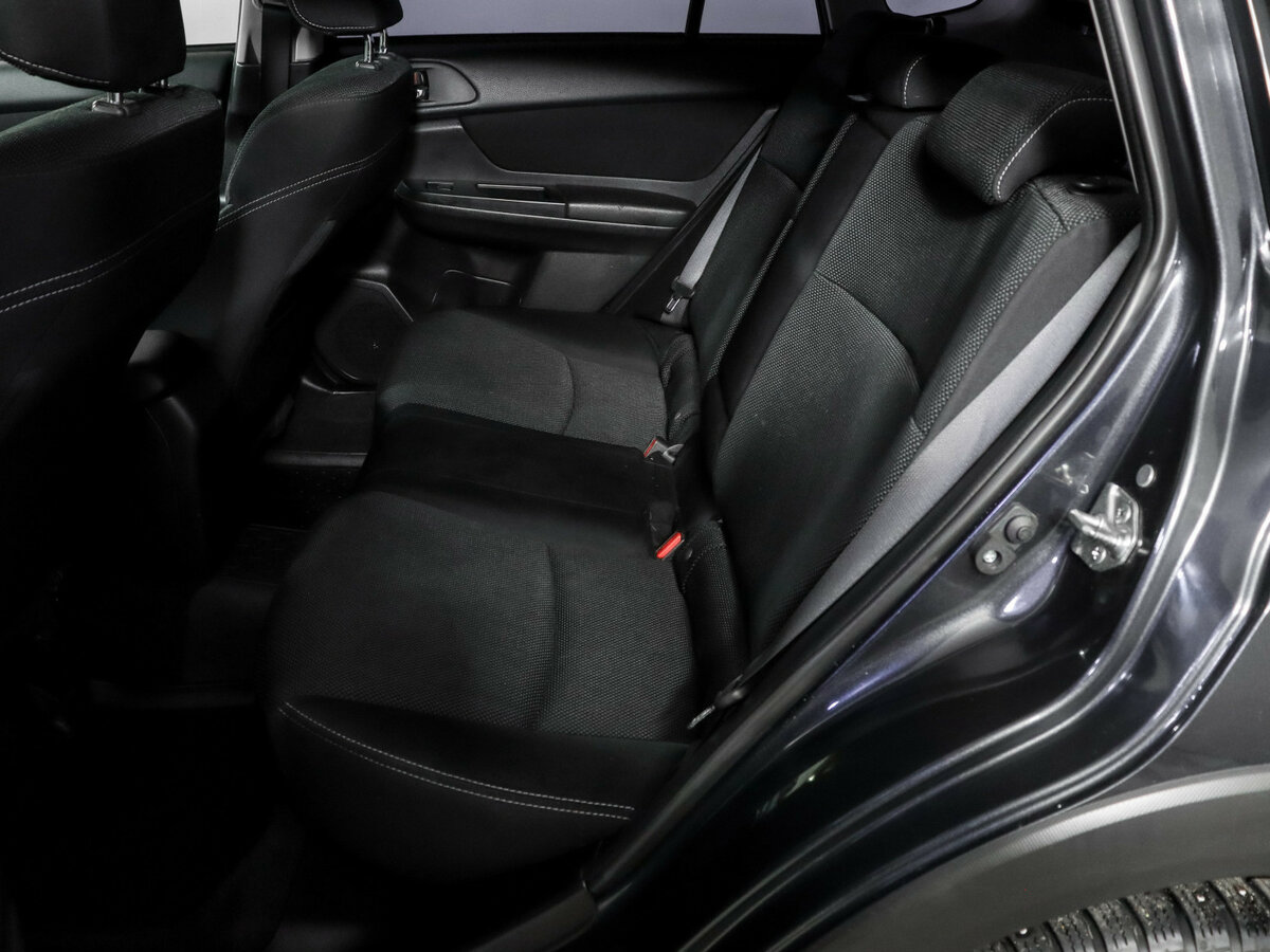 Subaru XV с пробегом — 2014 год. Фото: #9