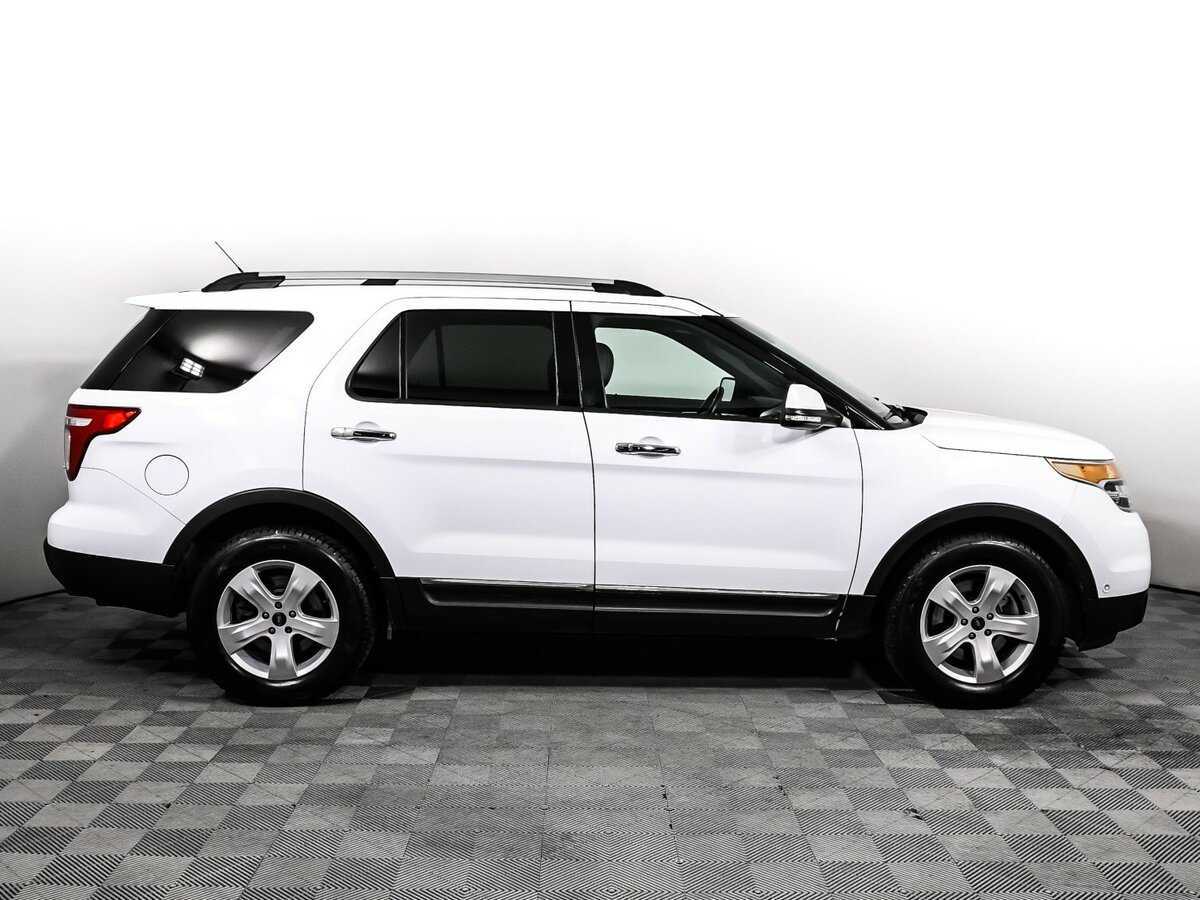 Ford Explorer с пробегом — 2014 год. Фото: #3