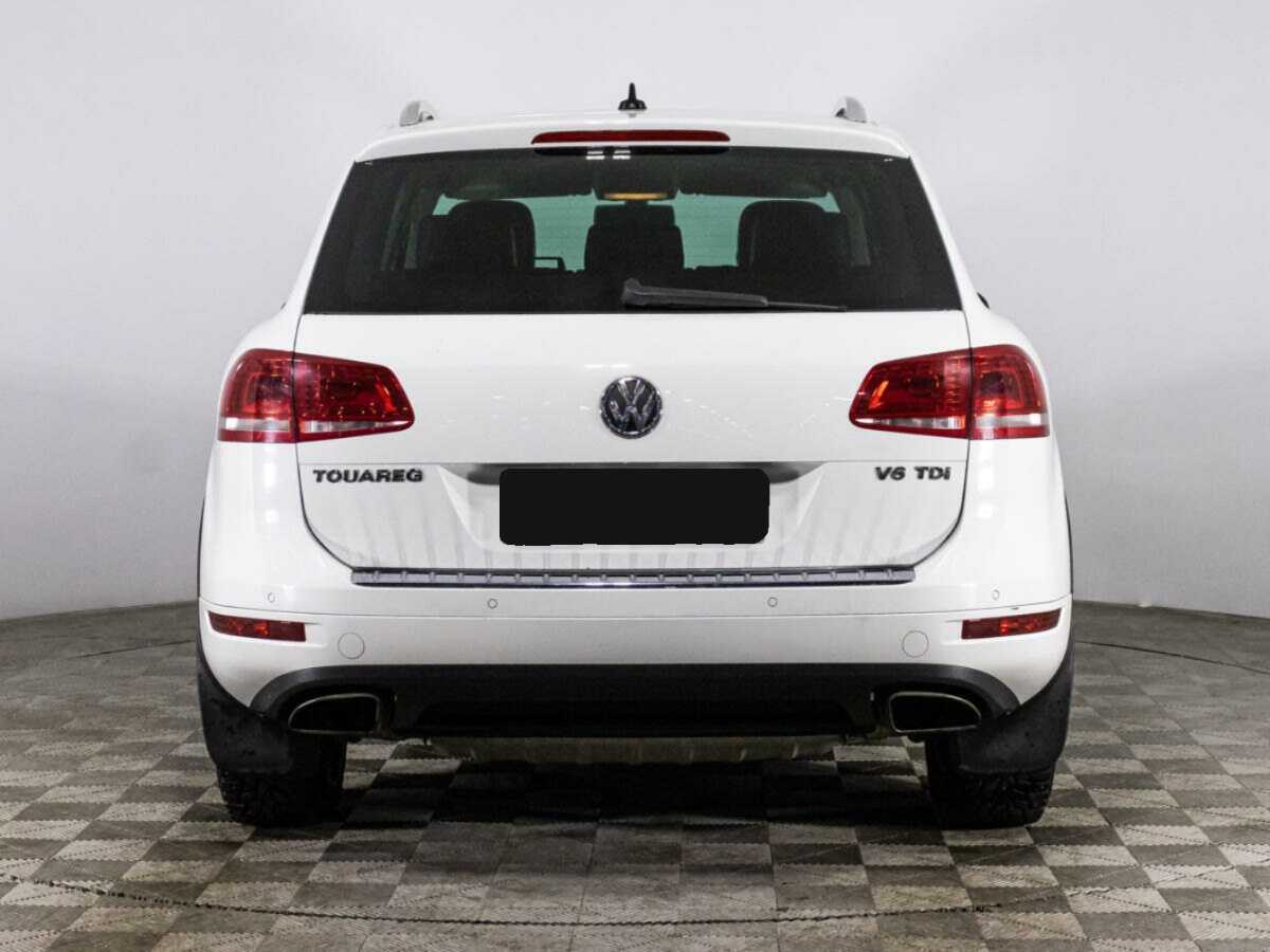 Volkswagen Touareg с пробегом — 2013 год. Фото: #5
