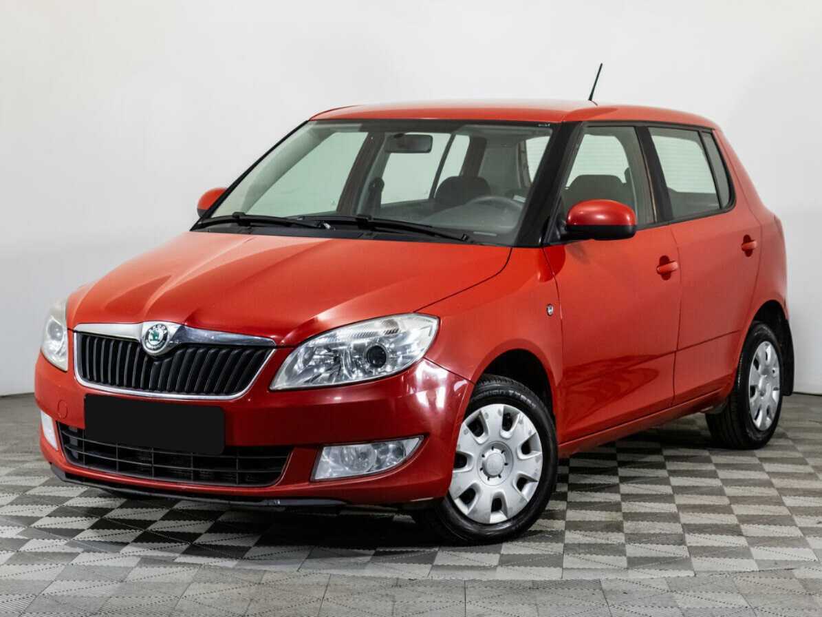 Skoda Fabia с пробегом — 2012 год. Посмотреть фото