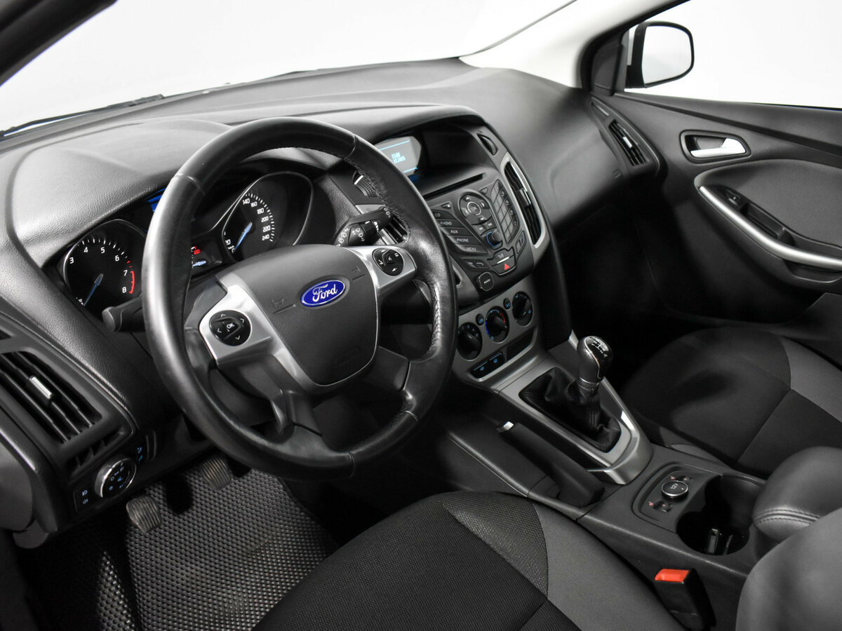 Ford Focus с пробегом — 2014 год. Фото: #7