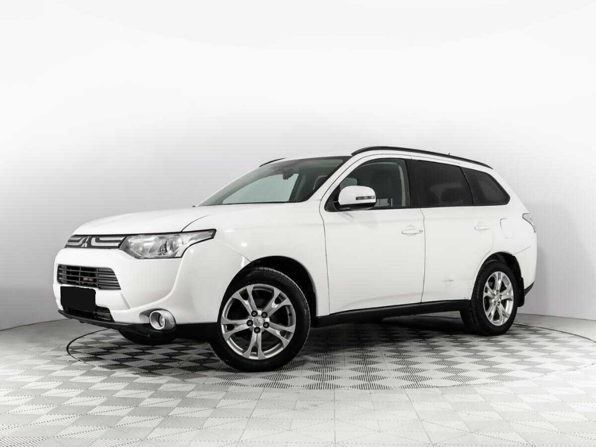 Mitsubishi Outlander с пробегом — 2014 год. Посмотреть фото