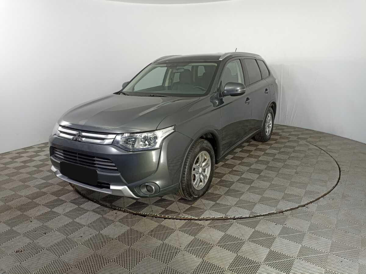Mitsubishi Outlander с пробегом — 2014 год. Посмотреть фото