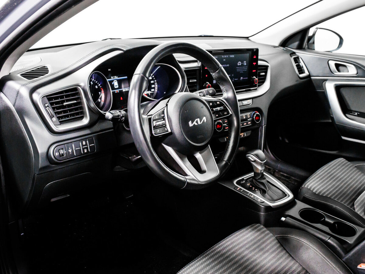 Kia Ceed с пробегом — 2022 год. Фото: #11