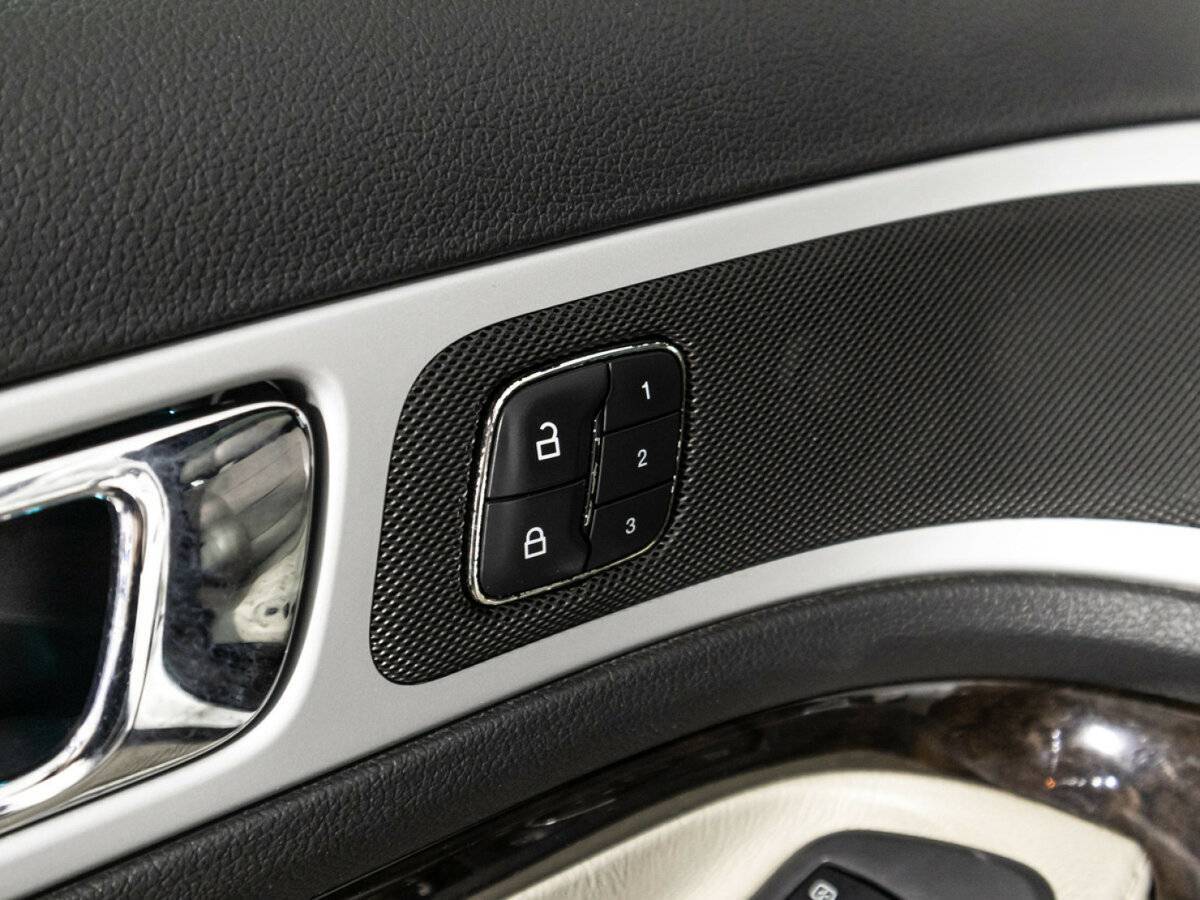 Ford Explorer с пробегом — 2012 год. Фото: #14