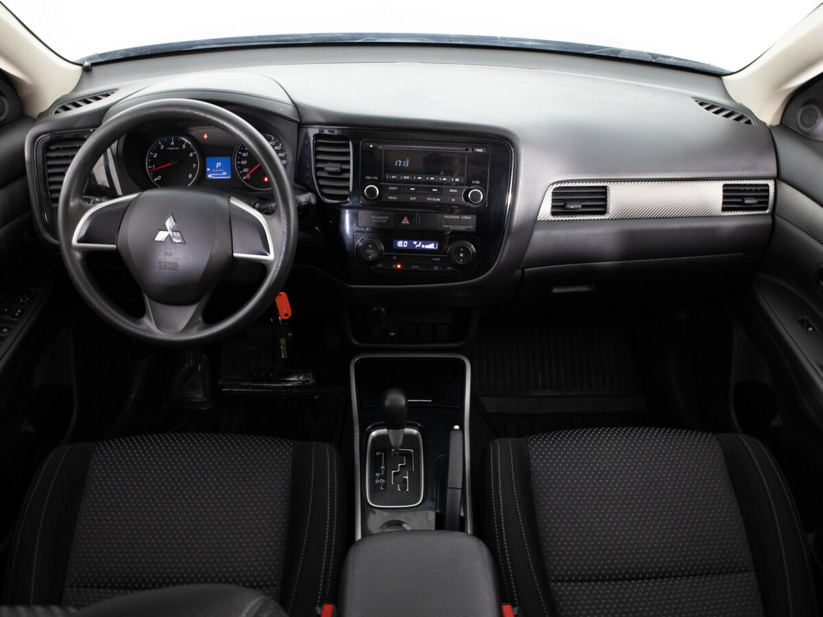 Mitsubishi Outlander с пробегом — 2018 год. Фото: #5