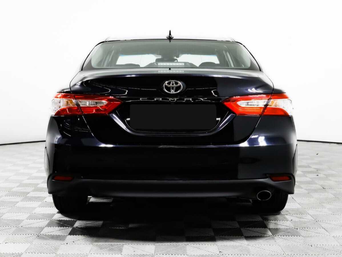 Toyota Camry с пробегом — 2020 год. Фото: #4