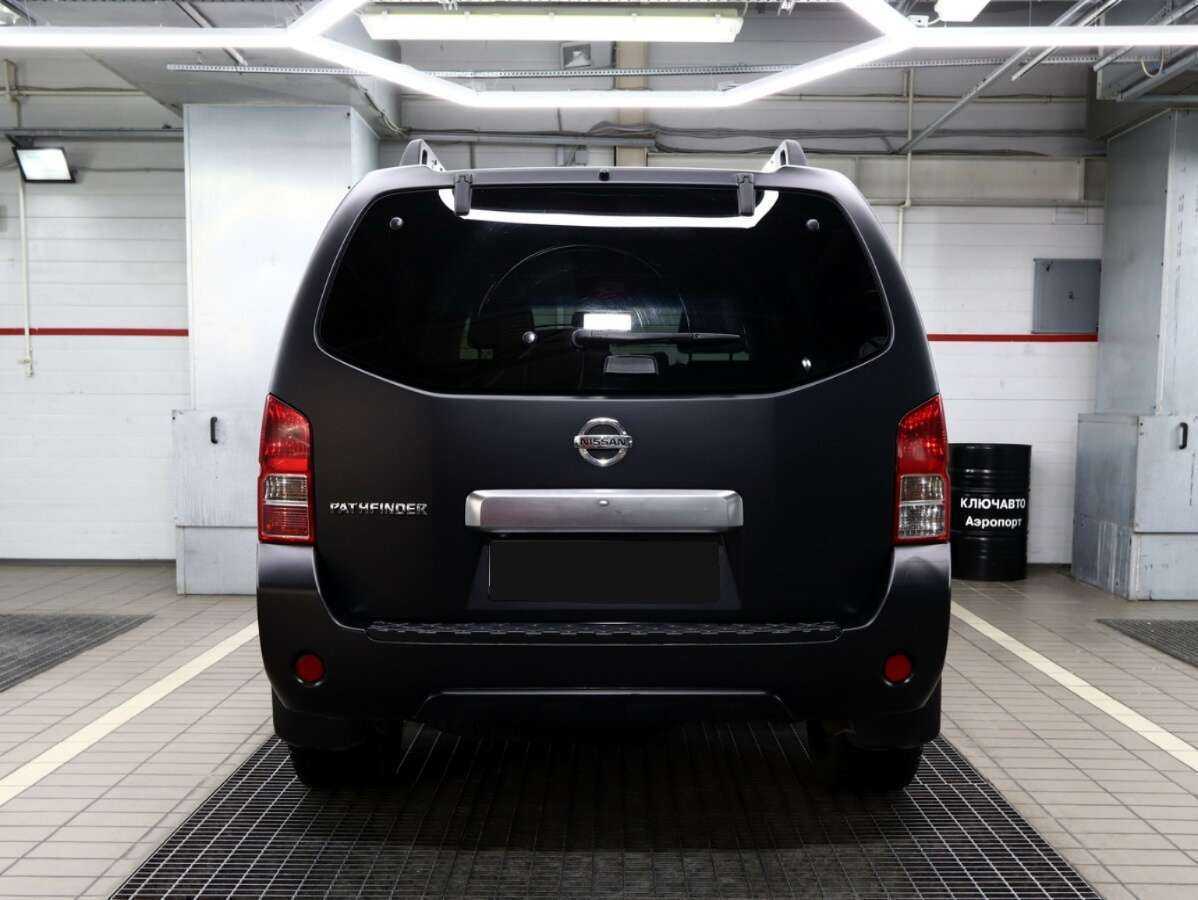 Nissan Pathfinder с пробегом — 2012 год. Фото: #5
