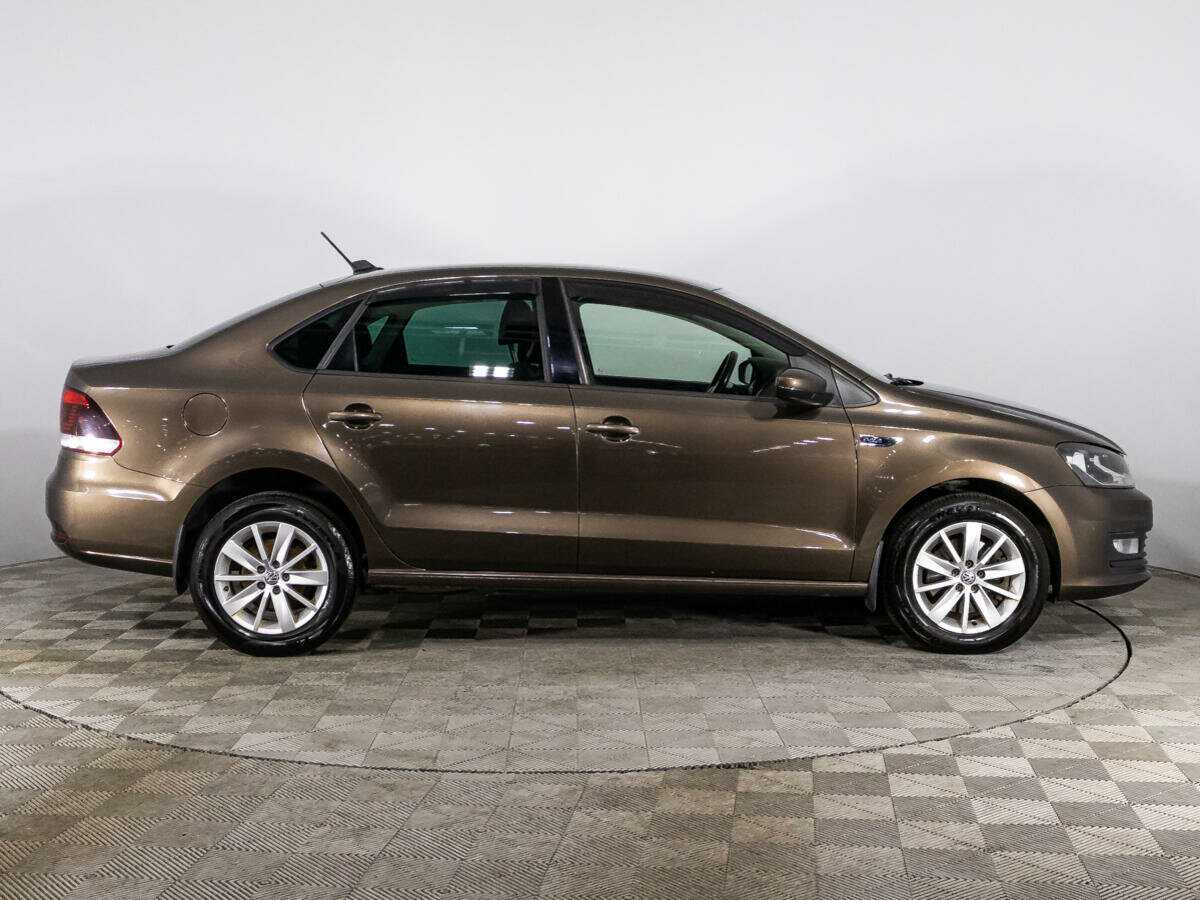 Volkswagen Polo с пробегом — 2019 год. Фото: #3
