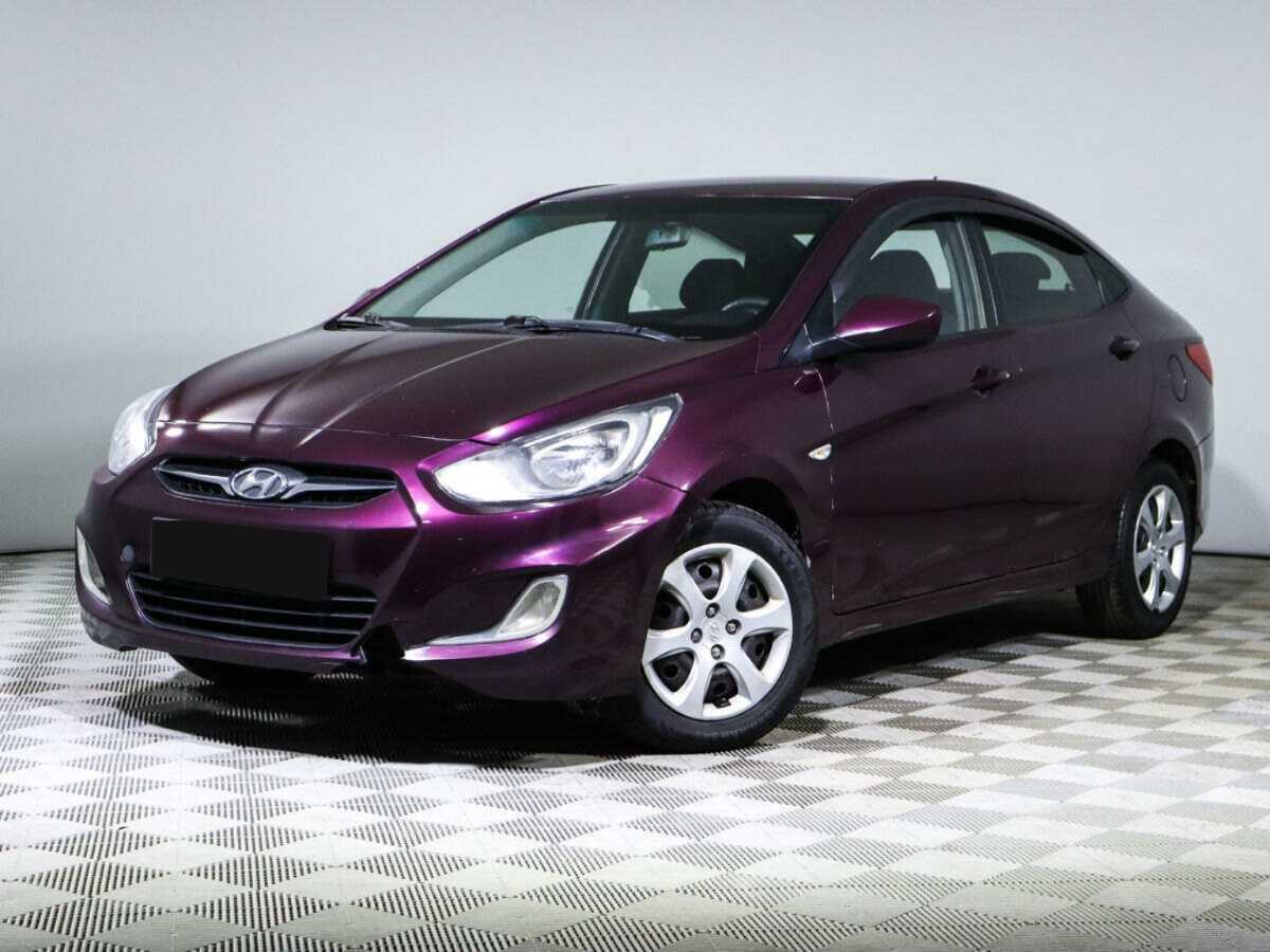Hyundai Solaris с пробегом — 2012 год. Посмотреть фото