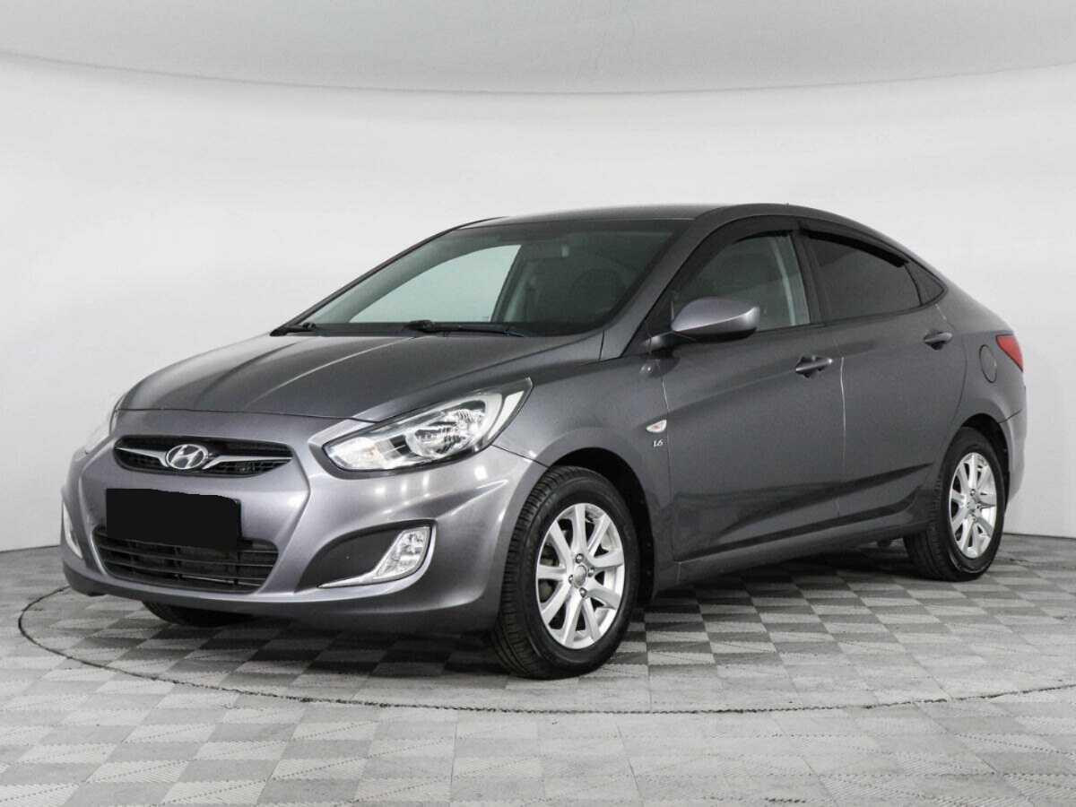 Hyundai Solaris с пробегом — 2013 год. Посмотреть фото