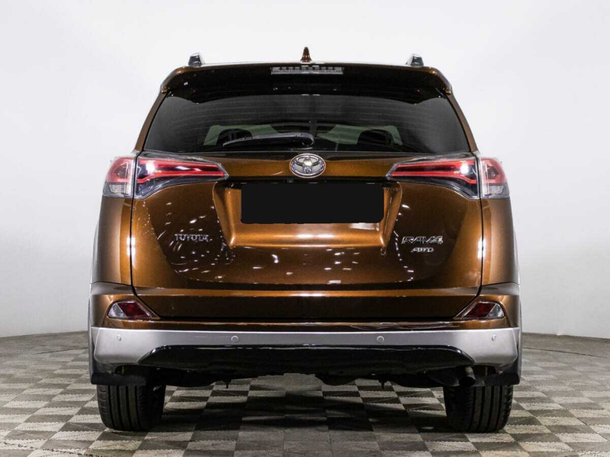 Toyota RAV4 с пробегом — 2016 год. Фото: #5