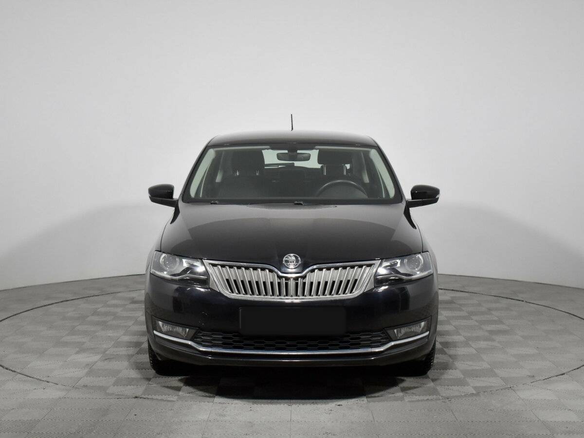 Skoda Rapid с пробегом — 2017 год. Фото: #1