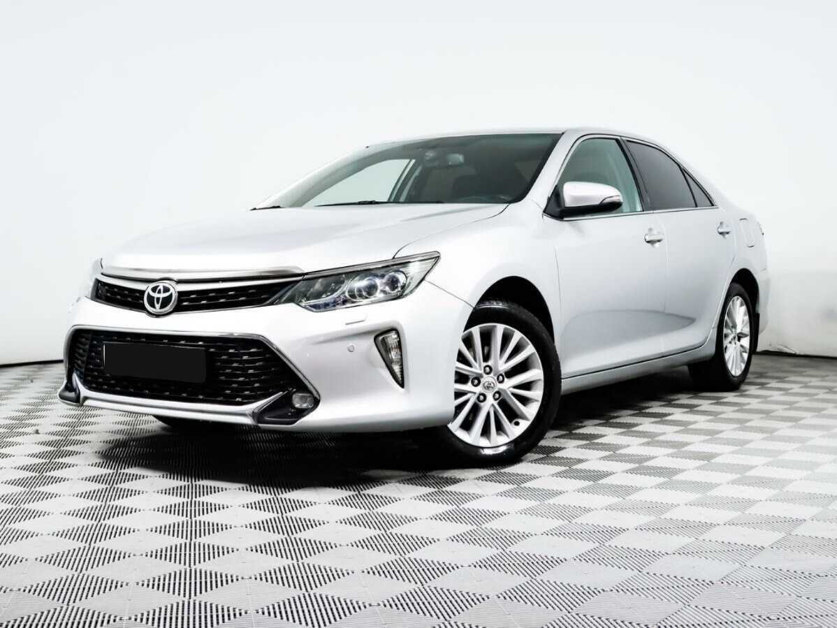 Toyota Camry с пробегом — 2015 год. Фото: #0