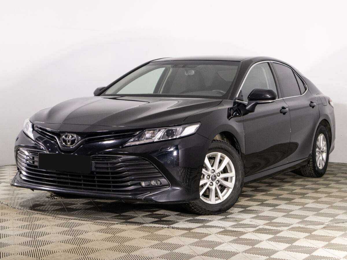 Toyota Camry с пробегом — 2019 год. Фото: #0