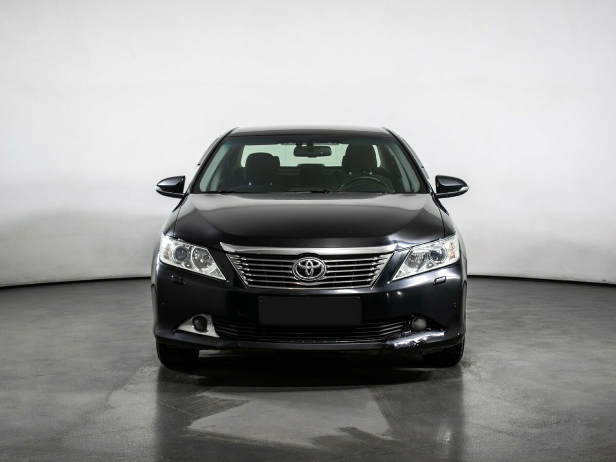 Toyota Camry с пробегом — 2013 год. Фото: #1