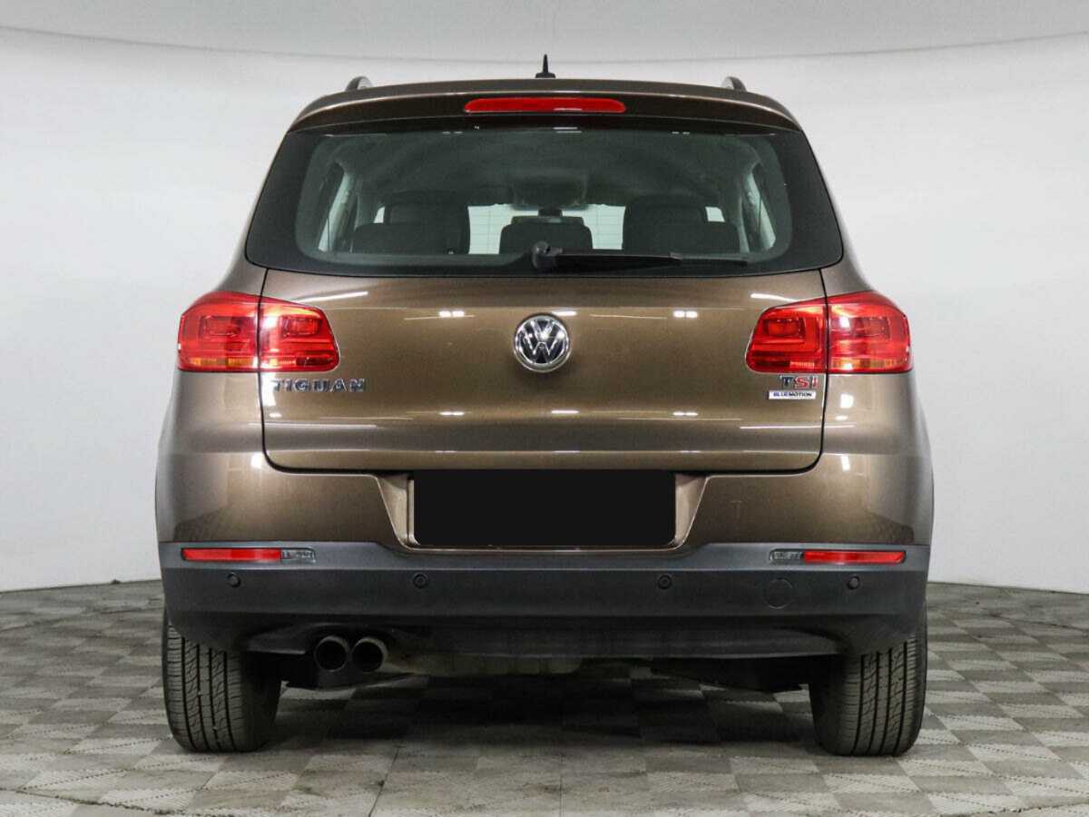 Volkswagen Tiguan с пробегом — 2015 год. Фото: #5