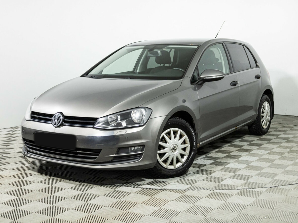 Volkswagen Golf с пробегом — 2013 год. Фото: #0
