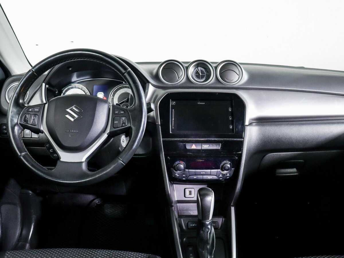 Suzuki Vitara с пробегом — 2020 год. Фото: #8