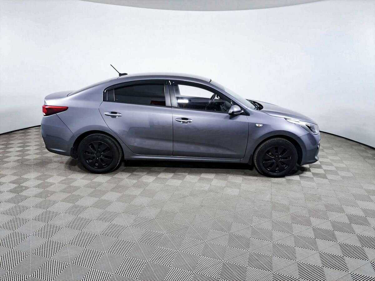 Kia Rio с пробегом — 2017 год. Фото: #3