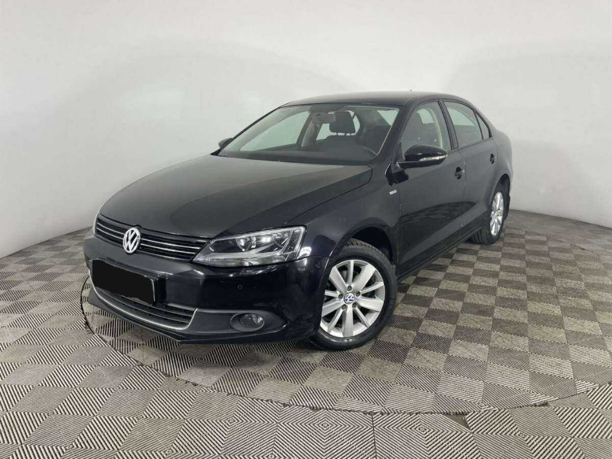Volkswagen Jetta с пробегом — 2013 год. Фото: #0