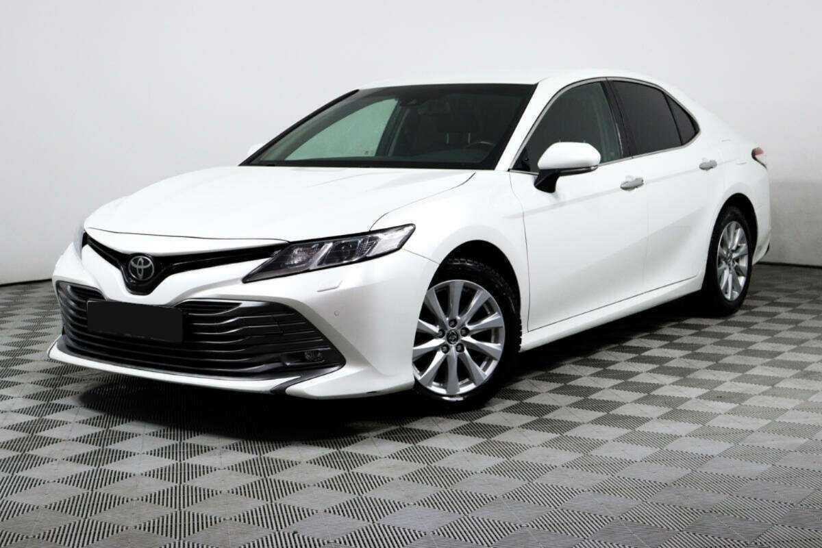 Toyota Camry с пробегом — 2019 год. Фото: #0