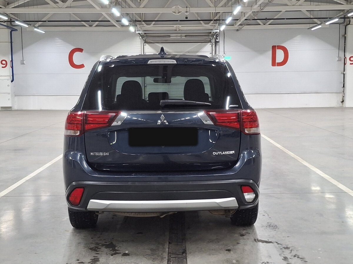 Mitsubishi Outlander с пробегом — 2017 год. Фото: #5